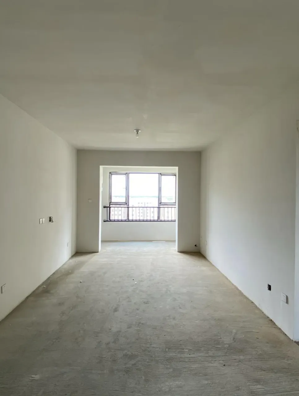 Original living room photo